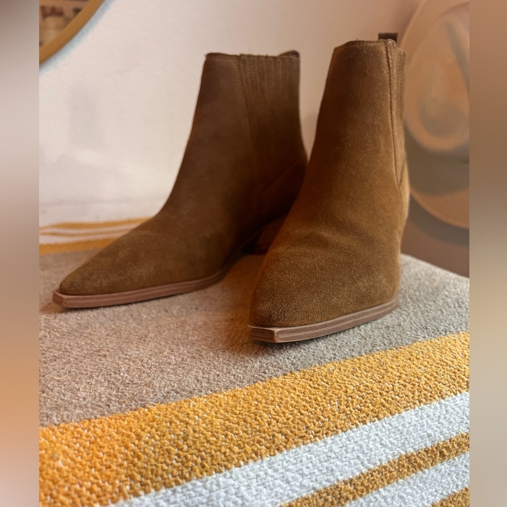 Marc Fisher LTD Yarita Pointed Toe Bootie